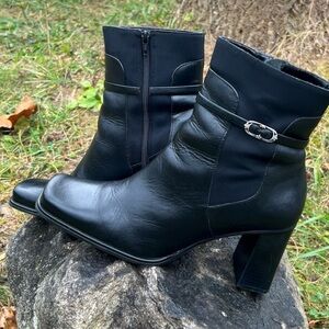 Pesaro Block Heeled Leather Ankle Booties